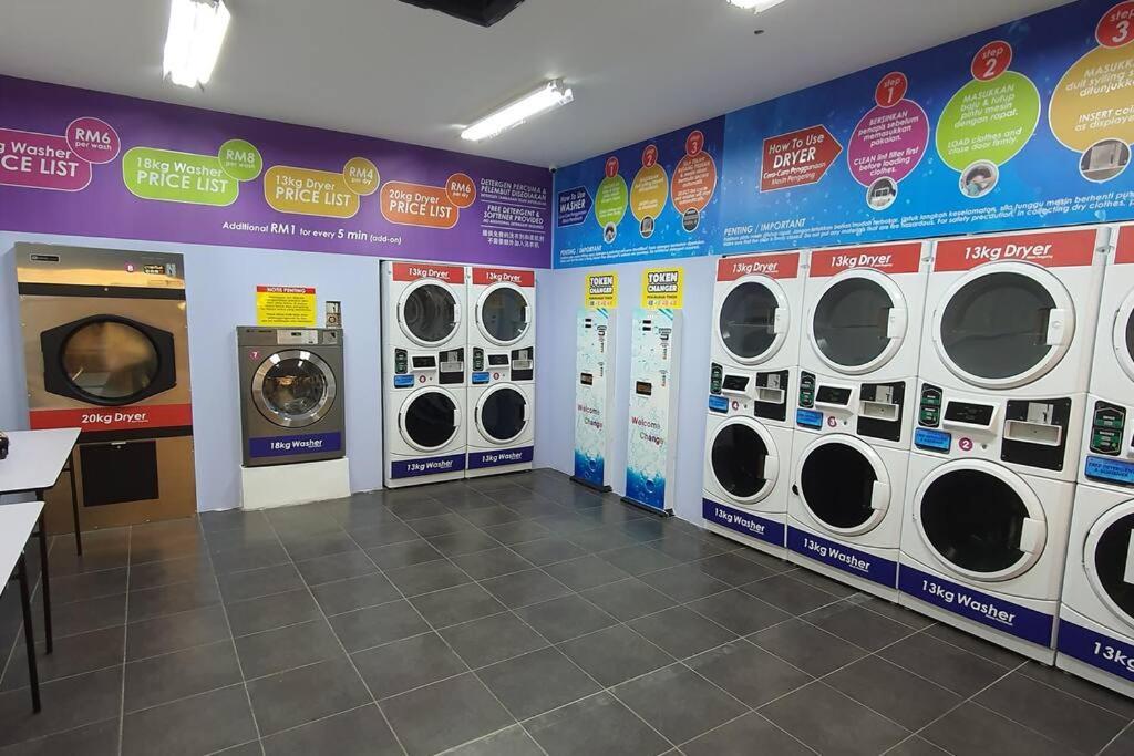 Kozi Square New Sgh Cozy Home 7A Кучинг Екстериор снимка